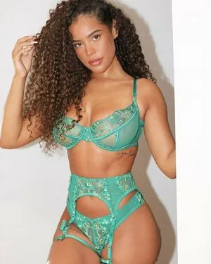 Malaikaterry OnlyFans Leaked Free Thumbnail Picture - #IA7skoJvQC