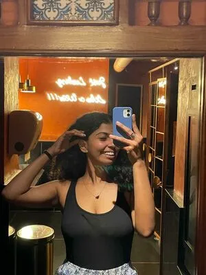 Malavika OnlyFans Leaked Free Thumbnail Picture - #8TFjenQIkR