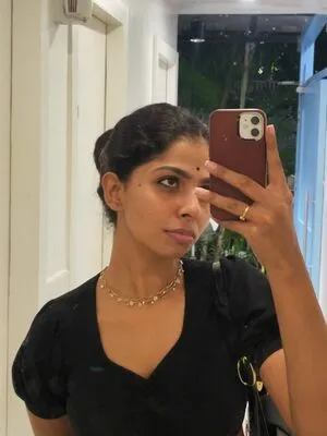 Malavika OnlyFans Leaked Free Thumbnail Picture - #H0FNOlwoQn