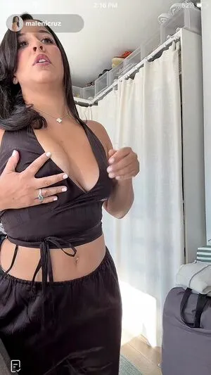 Maleni Cruz OnlyFans Leaked Free Thumbnail Picture - #0JIZ7k3bOg