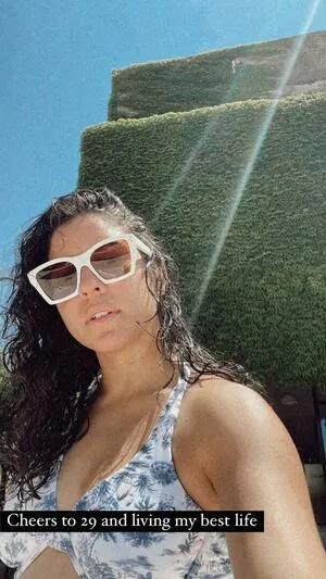 Maleni Cruz OnlyFans Leaked Free Thumbnail Picture - #lAyTZ34U3m