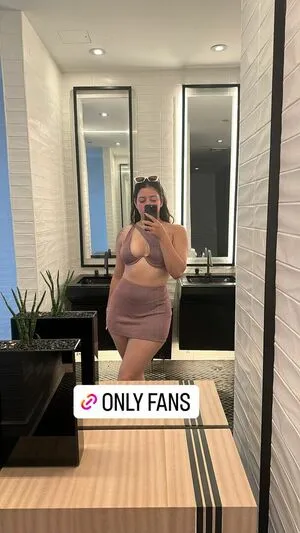 Maleni Cruz OnlyFans Leaked Free Thumbnail Picture - #vQJzq89pMg