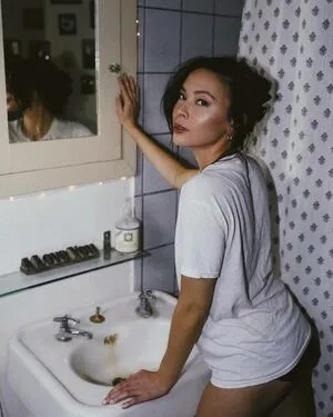 Malese Jow OnlyFans Leaked Free Thumbnail Picture - #cagsCk4cho