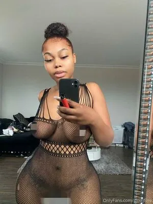Malijfree OnlyFans Leaked Free Thumbnail Picture - #CAkTtreepo