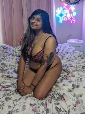 Malika OnlyFans Leaked Free Thumbnail Picture - #1TuQzSBMP6
