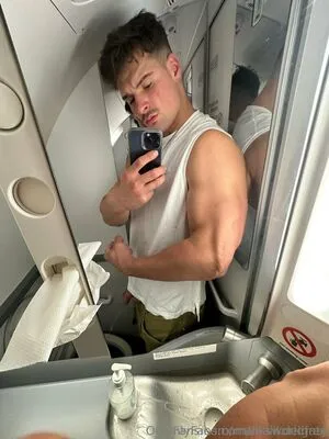 Maliksworldfree OnlyFans Leaked Free Thumbnail Picture - #94Rx7HAT3s