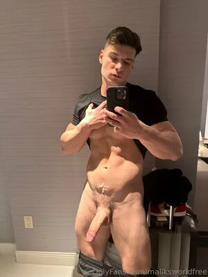Maliksworldfree OnlyFans Leaked Free Thumbnail Picture - #Hl69MGQrby
