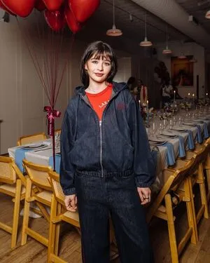 Malina Weissman OnlyFans Leaked Free Thumbnail Picture - #E2r7t4gBII