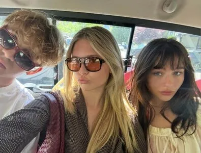 Malina Weissman OnlyFans Leaked Free Thumbnail Picture - #Livn9NiQk2