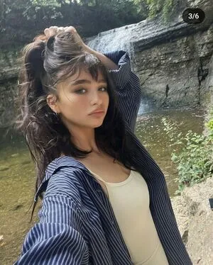 Malina Weissman OnlyFans Leaked Free Thumbnail Picture - #P1pcOIlt3N