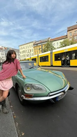 Malina Weissman OnlyFans Leaked Free Thumbnail Picture - #Tk7rMkdN1a