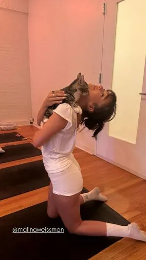 Malina Weissman OnlyFans Leaked Free Thumbnail Picture - #v8KQQ4OkNl