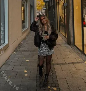 Mallie95 OnlyFans Leaked Free Thumbnail Picture - #FDlBPcPeZj