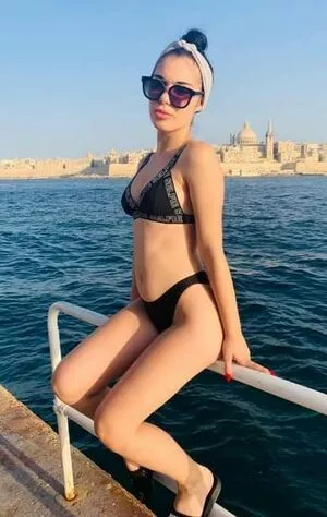 Maltese Girls OnlyFans Leaked Free Thumbnail Picture - #2Ad54sa704