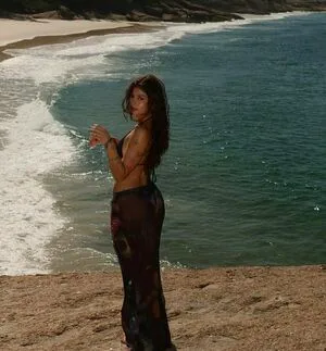 Malu Camargo OnlyFans Leaked Free Thumbnail Picture - #xNlddajiw1