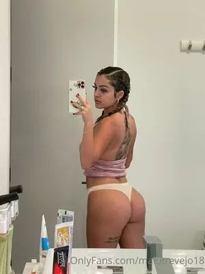 Malu Trevejo OnlyFans Leaked Free Thumbnail Picture - #0FtUg9JZsi