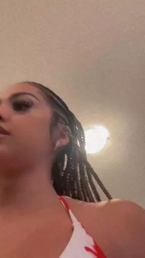 Malu Trevejo OnlyFans Leaked Free Thumbnail Picture - #4aUji3Hgvk