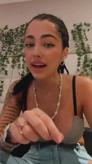 Malu Trevejo OnlyFans Leaked Free Thumbnail Picture - #4nfbcjySBi