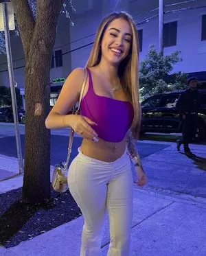 Malu Trevejo OnlyFans Leaked Free Thumbnail Picture - #ApS1metddh