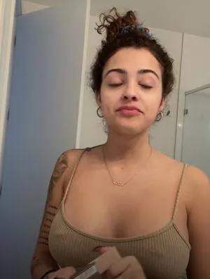 Malu Trevejo OnlyFans Leaked Free Thumbnail Picture - #CsFIvYA9Se