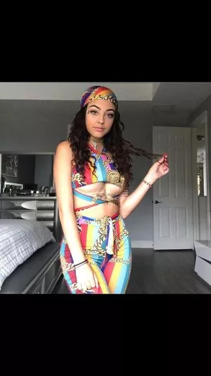 Malu Trevejo OnlyFans Leaked Free Thumbnail Picture - #boWhmUEfwI