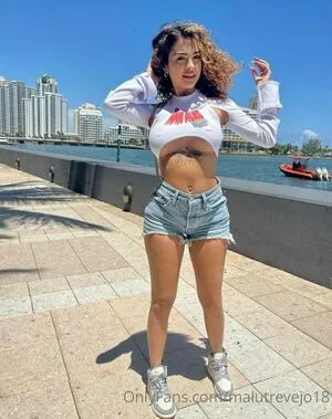 Malu Trevejo OnlyFans Leaked Free Thumbnail Picture - #i0zp2I8bV1