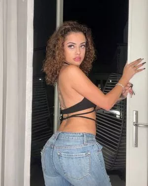 Malu Trevejo OnlyFans Leaked Free Thumbnail Picture - #xBRnQrtS3K