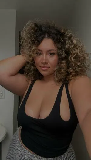 Mama E OnlyFans Leaked Free Thumbnail Picture - #xEHmJXi9l6