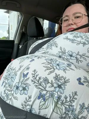 Mamamooocow OnlyFans Leaked Free Thumbnail Picture - #5MYnzhgKTq