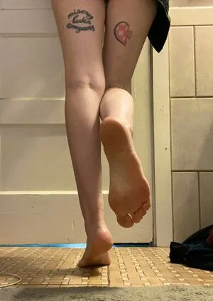Mamas Feet Xo OnlyFans Leaked Free Thumbnail Picture - #YskBKDPhwn