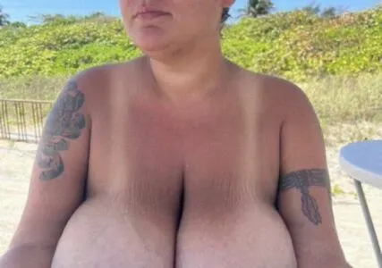 Mamas Melons OnlyFans Leaked Free Thumbnail Picture - #UceWnnhWly