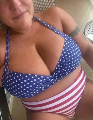 Mamas Melons OnlyFans Leaked Free Thumbnail Picture - #ixanADaODo