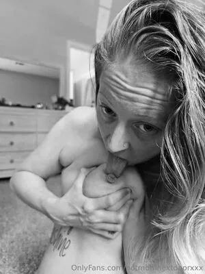 Mamasuzi OnlyFans Leaked Free Thumbnail Picture - #LurdmEdAt1