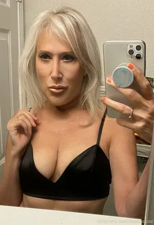 Mamasuzie OnlyFans Leaked Free Thumbnail Picture - #VDicqd19gO