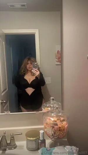 Mami Lisa OnlyFans Leaked Free Thumbnail Picture - #dx4V6jnP43