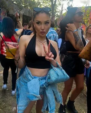 Mammmichulaaa OnlyFans Leaked Free Thumbnail Picture - #MZRfEbDX2a