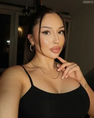 Mammmichulaaa OnlyFans Leaked Free Thumbnail Picture - #fpt5Wsxfki