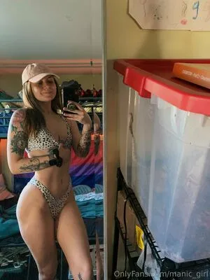 Manic Girl OnlyFans Leaked Free Thumbnail Picture - #LVMG0kwwAW