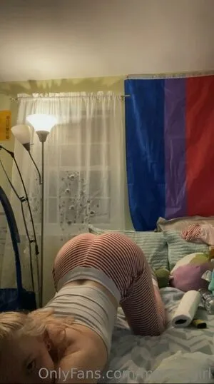 Manic Girl OnlyFans Leaked Free Thumbnail Picture - #w4f7wnegQn