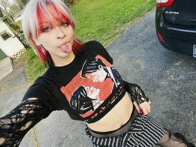 Manicpixieagony OnlyFans Leaked Free Thumbnail Picture - #4CQcAnLxPw