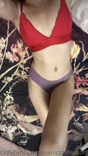 Manicpixieagony OnlyFans Leaked Free Thumbnail Picture - #DBANzjeiij