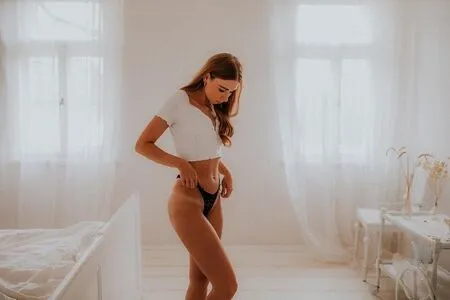 Manja Carina OnlyFans Leaked Free Thumbnail Picture - #DdNR7K9A7L