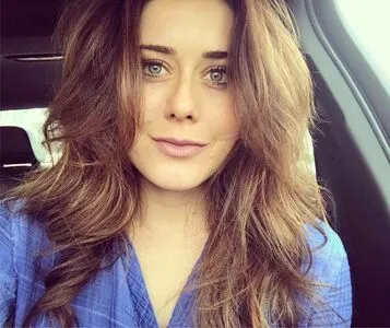 Manon Mathews OnlyFans Leaked Free Thumbnail Picture - #a7QokD9Der