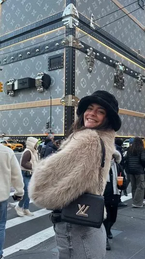 Manuela Alvarez Hernandez OnlyFans Leaked Free Thumbnail Picture - #dIjmkYQlED