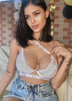 Manuela Cadavi OnlyFans Leaked Free Thumbnail Picture - #NLaBpLPB27