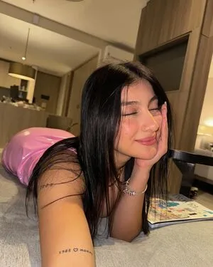 Manuelaqmm Manuela Quintero OnlyFans Leaked Free Thumbnail Picture - #x3gAkIYVhS