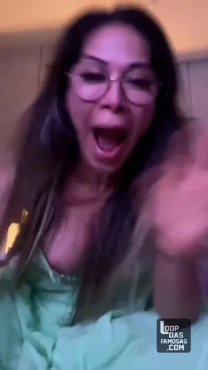 Mara Cardi OnlyFans Leaked Free Thumbnail Picture - #isXEl7jSgK