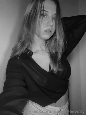 Margo Leevony OnlyFans Leaked Free Thumbnail Picture - #qV4Q1r2mDN