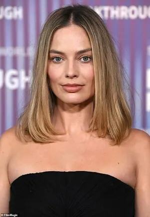 Margo Robbie OnlyFans Leaked Free Thumbnail Picture - #iyhP8MRKZO