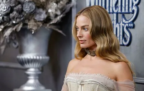 Margot Robbie OnlyFans Leaked Free Thumbnail Picture - #1i8ozAQRZf